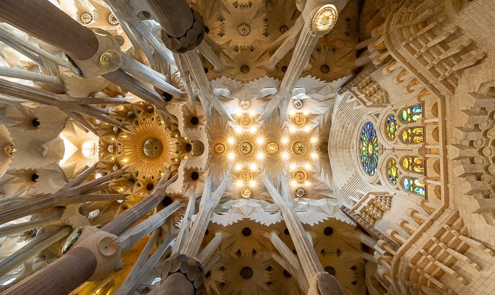 Barcelona  – Von der Klinik in die&nbsp;Kirche